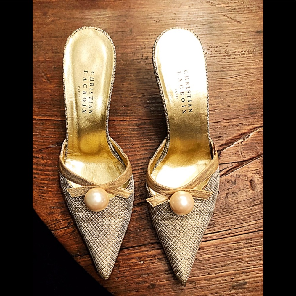 Christian Lacroix Pearl Metallic Gold Slides 7.5